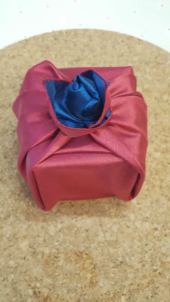 チューリップ結び